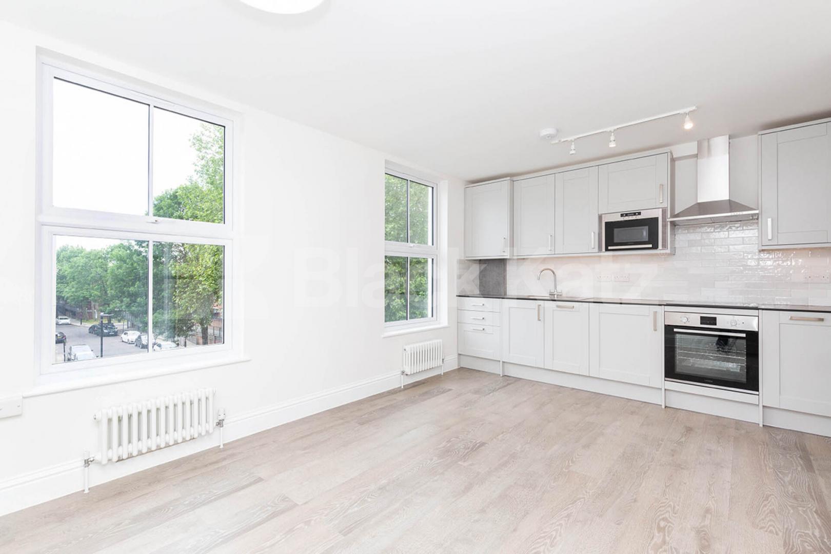 Smart and modern 1 bedroom property close to Victoria line station zone 2 Moray Road, Finsbury Park